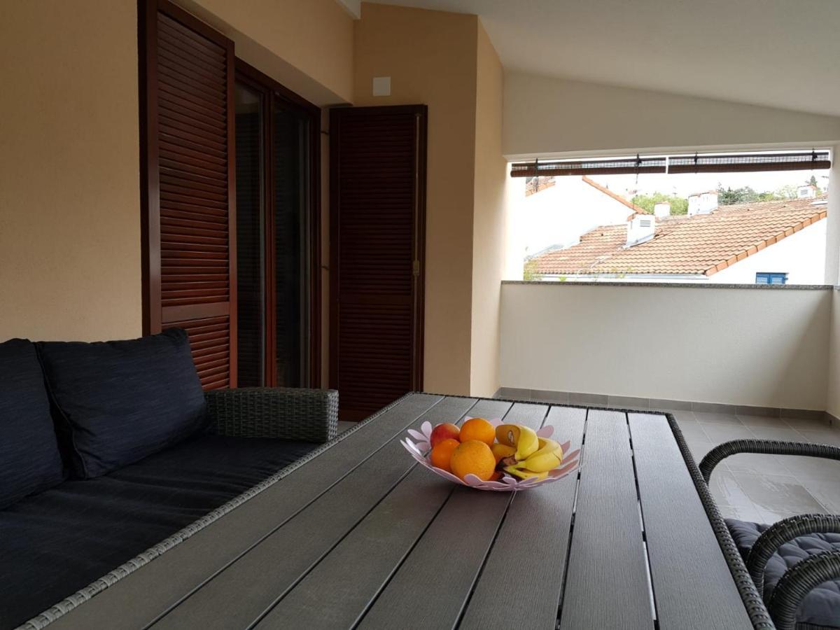 Apartamento Relax Zone III Malinska Exterior foto