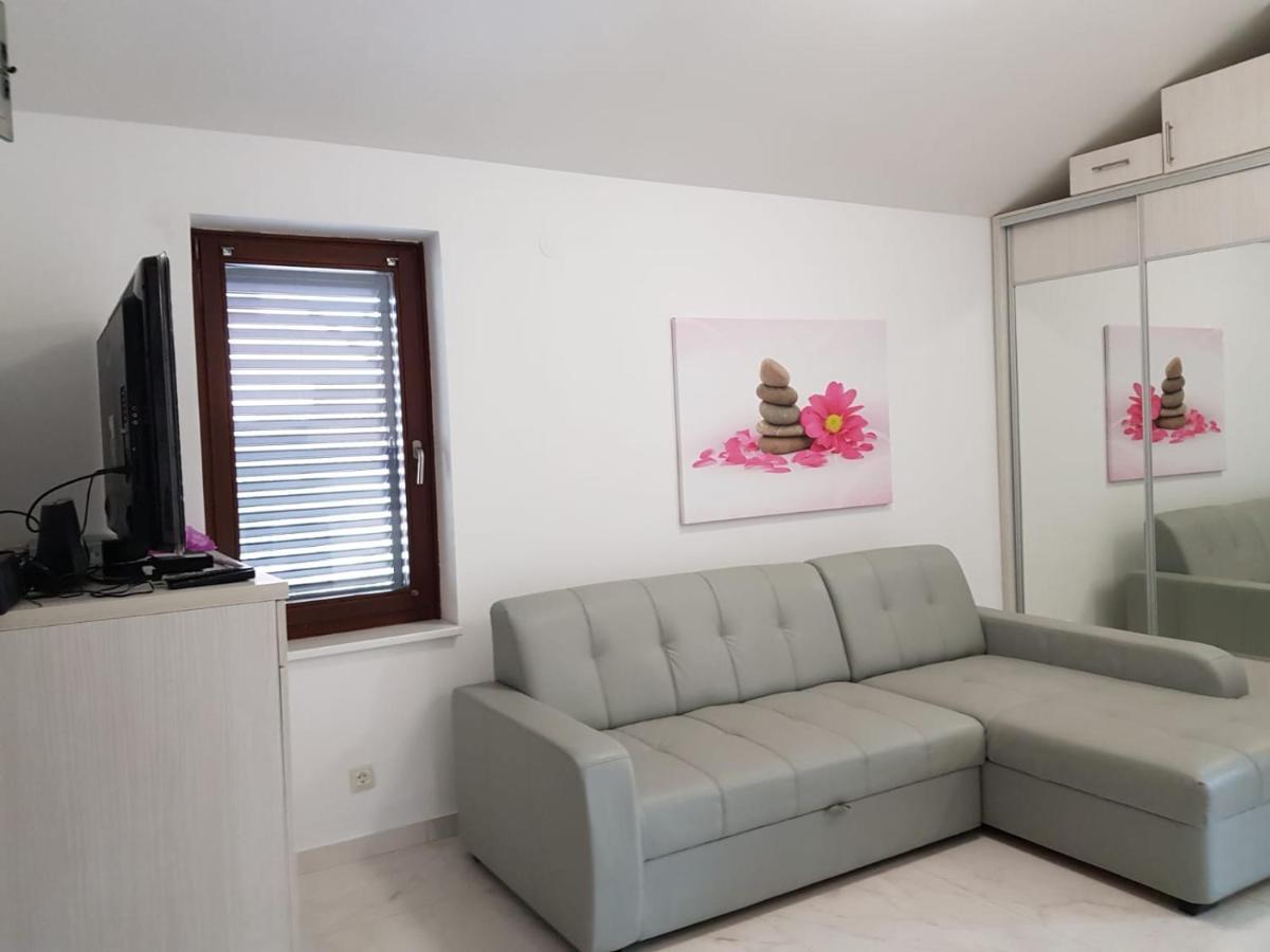 Apartamento Relax Zone III Malinska Exterior foto